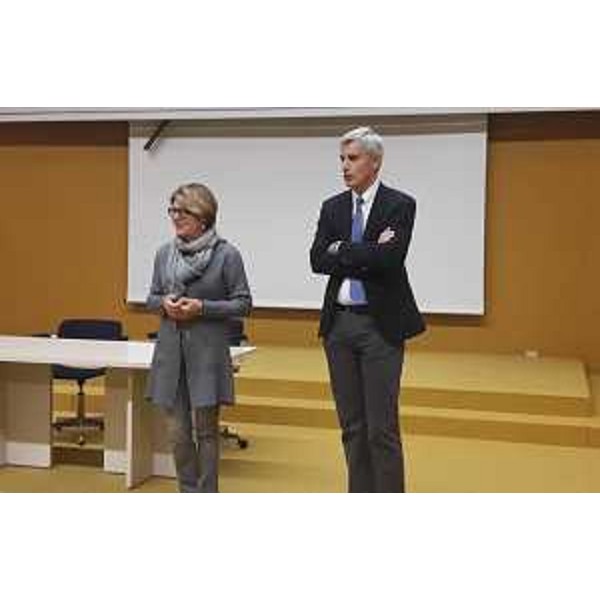 Maria Sandra Telesca (Assessore regionale Salute) e Paolo Bordon (Direttore generale Azienda Assistenza Sanitaria n. 5 "Friuli Occidentale") all'inaugurazione di una prima parte di lavori di ristrutturazione all'Ospedale - Maniago 09/12/2015