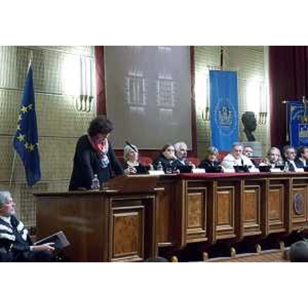 Loredana Panariti (Assessore regionale Lavoro, Formazione, Istruzione, Pari Opportunità, Politiche giovanili, Ricerca e Università) alla cerimonia di inaugurazione dell'Anno Accademico dell'Università degli Studi - Trieste 11/12/2015