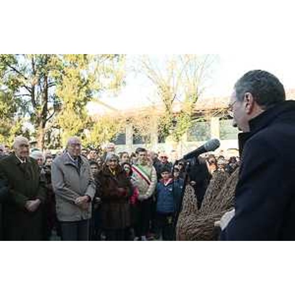 Sergio Bolzonello (Vicepresidente Regione FVG) all'inaugurazione dei lavori di riqualificazione del Palazzo Burovich de Zmajevich, sede del Comune - Casarsa della Delizia 12/12/2015