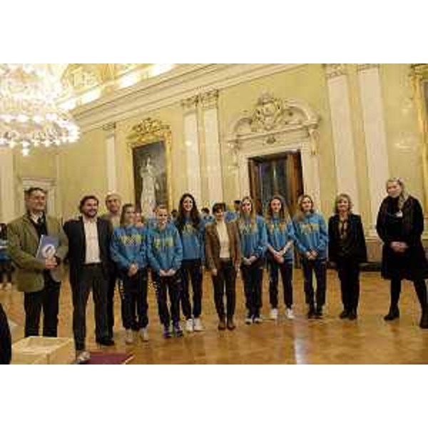 Debora Serracchiani (Presidente Regione Friuli Venezia Giulia) alla cerimonia di premiazione delle quattro scuole che hanno vinto il titolo nazionale ai Campionati studenteschi di Atletica leggera nel 2014 e nel 2015, nella sede della Regione FVG - Trieste 14/12/2015