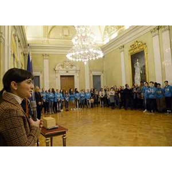 Debora Serracchiani (Presidente Regione Friuli Venezia Giulia) alla cerimonia di premiazione delle quattro scuole che hanno vinto il titolo nazionale ai Campionati studenteschi di Atletica leggera nel 2014 e nel 2015, nella sede della Regione FVG - Trieste 14/12/2015