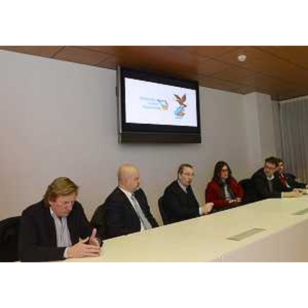 Giorgio Brandolin (Presidente CONI FVG), Giovanni Adami (Presidente Federbasket FVG), Sergio Bolzonello (Vicepresidente Regione FVG), Raffaella Basana (Assessore Sport Comune Udine) e Davide Micalich (Presidente Comitato organizzatore) alla presentazione del Campionato europeo under 16 femminile di Basket (Udine 6-14 agosto 2016) - Udine 21/12/2015