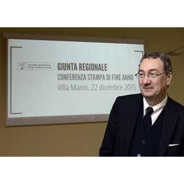 Sergio Bolzonello (Vicepresidente Regione FVG e assessore Attività produttive, Cooperazione e Turismo) durante la conferenza stampa di fine anno della Giunta regionale - Villa Manin di Passariano (Codroipo) 22/12/2015