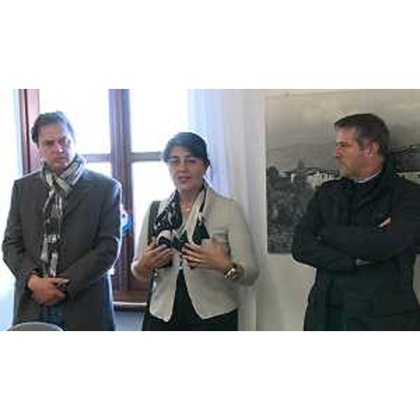 Luca Ovan (Sindaco Colloredo), Mariagrazia Santoro (Assessore regionale Lavori pubblici ed Edilizia) e Giambattista Turridano (Presidente Consorzio Comunità Collinare Friuli) durante la verifica degli interventi di recupero del Castello - Colloredo di Monte Albano 19/12/2015