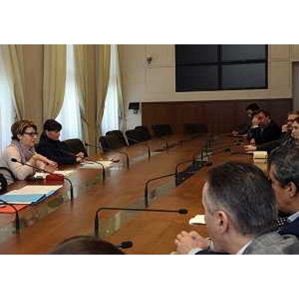 Maria Sandra Telesca (Assessore regionale Salute) e Debora Serracchiani (Presidente Regione Friuli Venezia Giulia) durante il confronto con i sindaci del Basso Friuli sull'organizzazione dell'Ospedale di Latisana e del Punto nascita di Palmanova - Trieste 18/12/2015