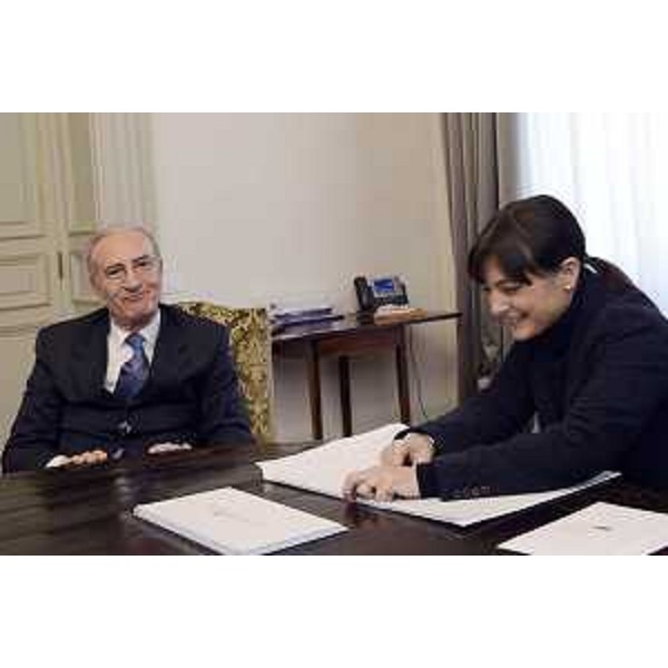 Antonio Maiorano (Questore Trieste) e Debora Serracchiani (Presidente Regione Friuli Venezia Giulia) - Trieste 18/12/2015