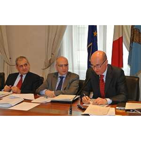 Francesco Miniussi (Vicedirettore centrale Area risorse agricole, forestali e ittiche Regione FVG) al Tavolo tecnico sulla tutela transfrontaliera (FVG-Slovenia) del vino Terrano - Trieste 08/01/2016