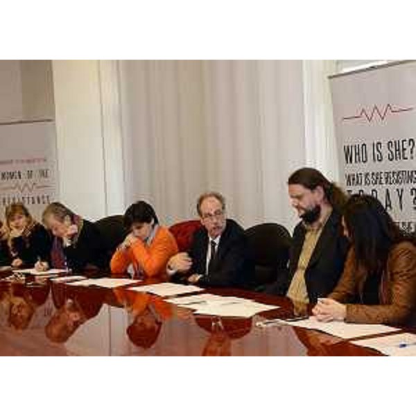 Fabiana Martini (Vicesindaca e assessora Pari opportunità, Pace e Diritti umani Comune Trieste) e Gianni Torrenti (Assessore regionale Cultura e Solidarietà) alla conferenza stampa di presentazione del Progetto europeo "Donne della Resistenza", nella sede della Regione Friuli Venezia Giulia - Trieste 12/01/2016