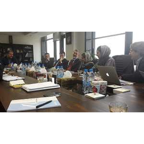 Incontro tra Jalil Eslami (Deputy managing director for Ports and special economic zone Affairs PMO Iran) e Debora Serracchiani (Presidente Regione Friuli Venezia Giulia), accompagnata da Mauro Conciatori (Ambasciatore d'Italia a Teheran) e Zeno D'Agostino (Commissario Autorità Portuale Trieste) - Teheran 12/01/2016