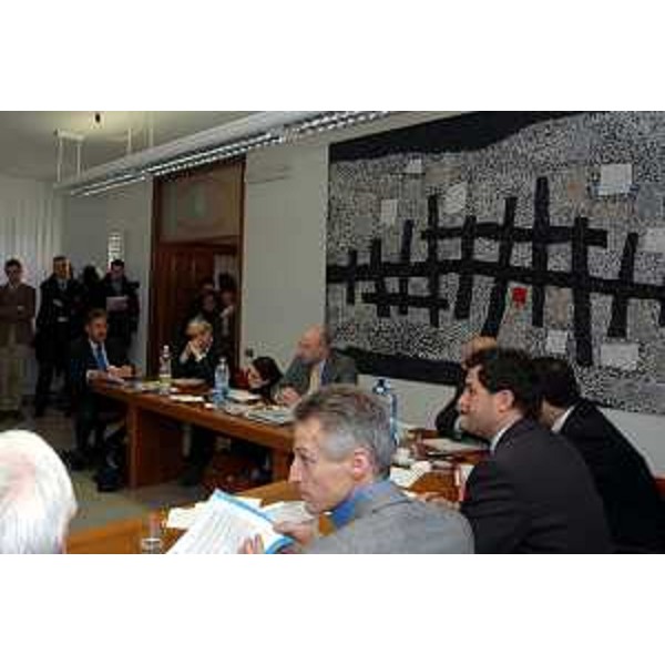 Riccardo Illy (Presidente Regione Friuli Venezia Giulia) incontra la Giunta comunale di Doberdò del Lago (Trieste, 24/02/06)