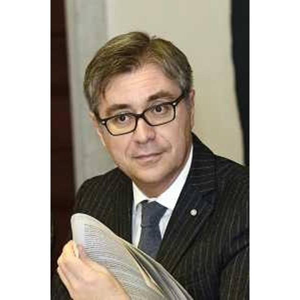 Francesco Peroni (Assessore regionale Finanze, Patrimonio, Coordinamento e Programmazione Politiche economiche e comunitarie) durante la riunione della Giunta regionale - Trieste 15/01/2016