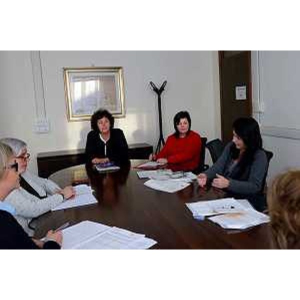 Loredana Panariti (Assessore regionale Lavoro, Formazione, Istruzione, Pari Opportunità, Politiche giovanili, Ricerca e Università) all'incontro con le responsabili dei Coordinamenti Donne delle organizzazioni sindacali CGIL, CISL e UIL - Trieste 21/01/2016
