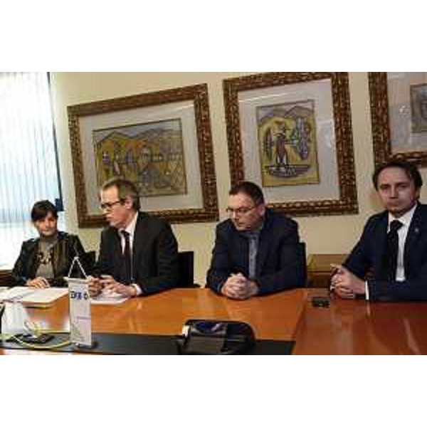 Debora Serracchiani (Presidente Regione Friuli Venezia Giulia), Adriano Kovačič (Presidente Consiglio Amministrazione BCC Carso / ZKB), Stefano Ukmar e Igor Gabrovec (Consiglieri regionali) - Opicina (TS) 21/01/2016