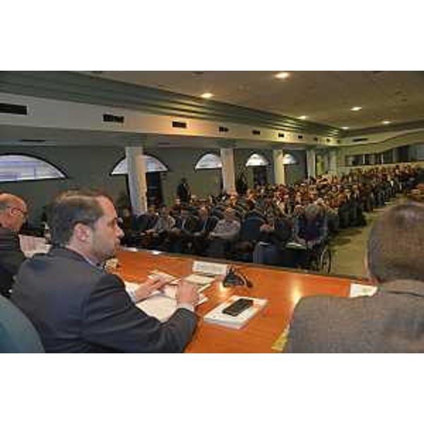 Cristiano Shaurli (Assessore regionale Risorse agricole e forestali) alla tavola rotonda "Per coltivare un futuro sostenibile. Il PSR 2014-2020 del Friuli Venezia Giulia", nell'ambito di AgriestLand 2016 - Udine 22/01/2016