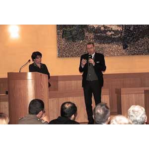 Maria Rosaria Laganà (Prefetto Pordenone) e Sergio Bolzonello (Vicepresidente Regione FVG) alla celebrazione della Giornata della Memoria nell'Aula consiliare della Provincia - Pordenone 27/01/2016