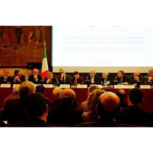 Debora Serracchiani (Presidente Regione Friuli Venezia Giulia) interviene al seminario "Il futuro delle Regioni a statuto speciale alla luce della riforma costituzionale", nella Sala della Regina di Palazzo Montecitorio - Roma 27/01/2016