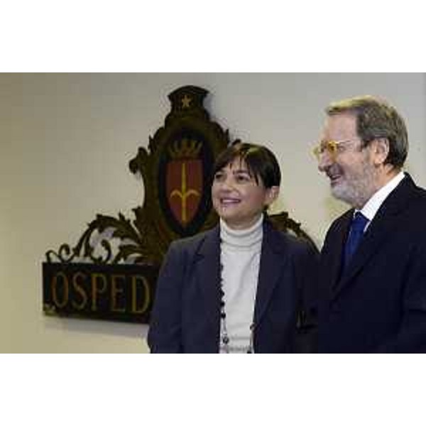Debora Serracchiani (Presidente Regione Friuli Venezia Giulia) e Nicola Delli Quadri (Commissario straordinario Azienda Ospedaliero-Universitaria "Ospedali Riuniti" Trieste e Azienda Assistenza Sanitaria n. 1 "Triestina") al Polo Tecnologico dell'Ospedale Maggiore - Trieste 28/01/2016
