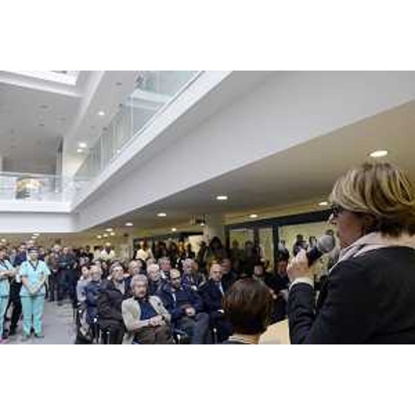 Maria Sandra Telesca (Assessore regionale Salute) alla presentazione dello studio sull'applicazione dello Scalp Cooling, presso il Polo Tecnologico dell'Ospedale Maggiore - Trieste 28/01/2016