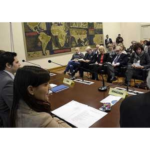Debora Serracchiani (Presidente Regione Friuli Venezia Giulia) e Loredana Panariti (Assessore regionale Lavoro e Formazione) alla presentazione di attività e programmi del Mare Technology Cluster FVG (Mare TC FVG) e firma dell'accordo di partnership con il Cluster marittimo croato (MarC) - Trieste 29/01/2016