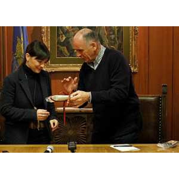 Debora Serracchiani (Presidente Regione Friuli Venezia Giulia) e Augusto Rollandin (Presidente Regione Valle d'Aosta) - Aosta 30/01/2016 (Foto Ufficio Stampa Regione Valle d'Aosta)
