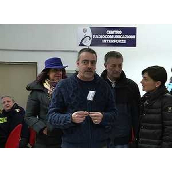 Debora Serracchiani (Presidente Regione Friuli Venezia Giulia) visita il Centro Operativo Misto (CMO) interforze valdostano - Aosta 31/01/2016