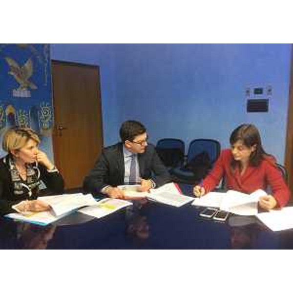 Maria Grazia Filippini e Simone Puksic (Direttore generale e presidente Insiel S.p.A.) e Debora Serracchiani (Presidente Regione Friuli Venezia Giulia) - Trieste 02/02/2016