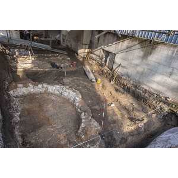 Scavi nel sito conosciuto come ex Stalla Violin sul lato Nord di piazza Capitolo - Aquileia 03/02/2016 (Foto Fondazione Aquileia)