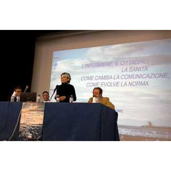 Maria Sandra Telesca (Assessore regionale Salute) al convegno "L'infermiere. Il cittadino, la Sanità: come cambia la comunicazione, come evolve la norma" - Trieste 04/02/2016
