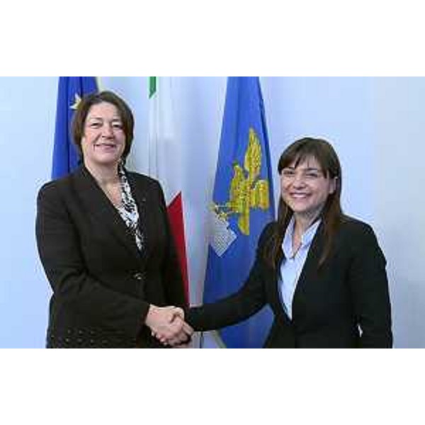 Violeta Bulc (Commissario europeo Trasporti) e Debora Serracchiani (Presidente Regione Friuli Venezia Giulia) nella sede della Presidenza della Regione FVG in piazza Unità d'Italia - Trieste 08/02/2016