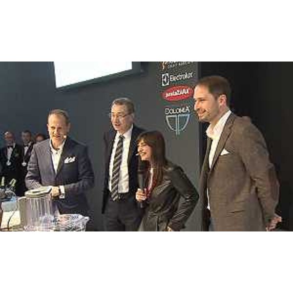 Fabrizio Nonis (Chef), Sergio Bolzonello (Vicepresidente Regione FVG e assessore Attività produttive, Turismo e Cooperazione), Debora Serracchiani (Presidente Regione Friuli Venezia Giulia) e Cristiano Shaurli (Assessore regionale Risorse agricole e forestali) all'inaugurazione di "Cucinare. Salone dell'Enogastronomia e delle Tecnologie per la Cucina" - Pordenone Fiere 13/02/2016