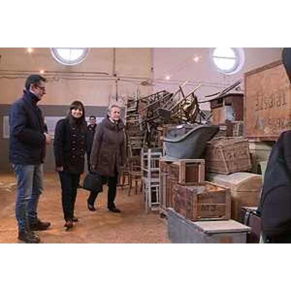 Massimiliano Lacota (Presidente Unione Istriani) accompagna Debora Serracchiani (Presidente Regione Friuli Venezia Giulia) e Maria Teresa Bassa Poropat (Presidente Provincia Trieste) nella visita al Museo Centro Raccolta Profughi (C.R.P.) - Padriciano (TS) 15/02/2016