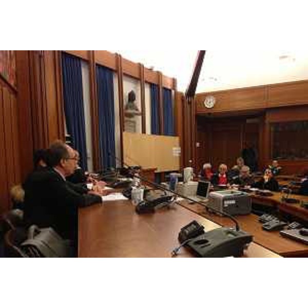 Gianni Torrenti (Assessore regionale Cultura) in Commissione Cultura nella Sala consiliare del Comune per illustrare il disegno di legge sull'ERPAC e analizzare la situazione attuale e le prospettive dei Musei provinciali - Gorizia 12/02/2016