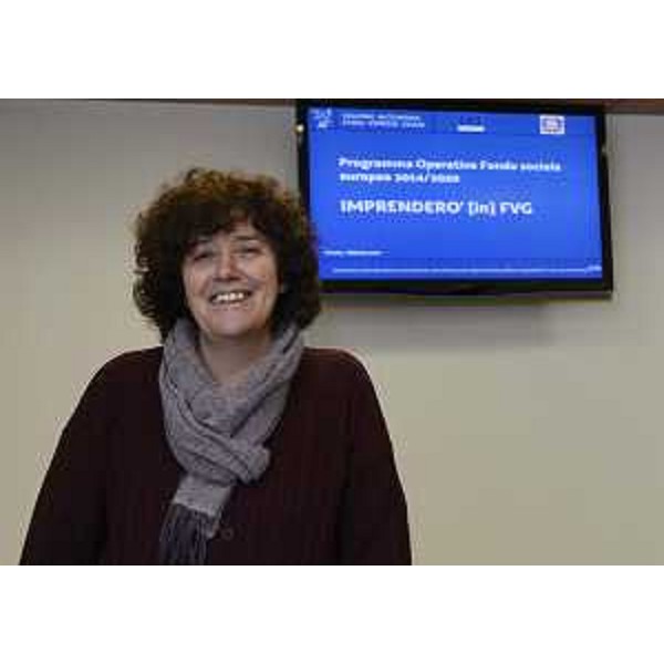 Loredana Panariti (Assessore regionale Lavoro, Formazione, Istruzione, Pari Opportunità, Politiche giovanili, Ricerca e Università) alla presentazione del Progetto "Imprenderò [in] FVG" (quinta edizione del Progetto Imprenderò) del POR FSE 2014-2020 - Udine 17/02/2016