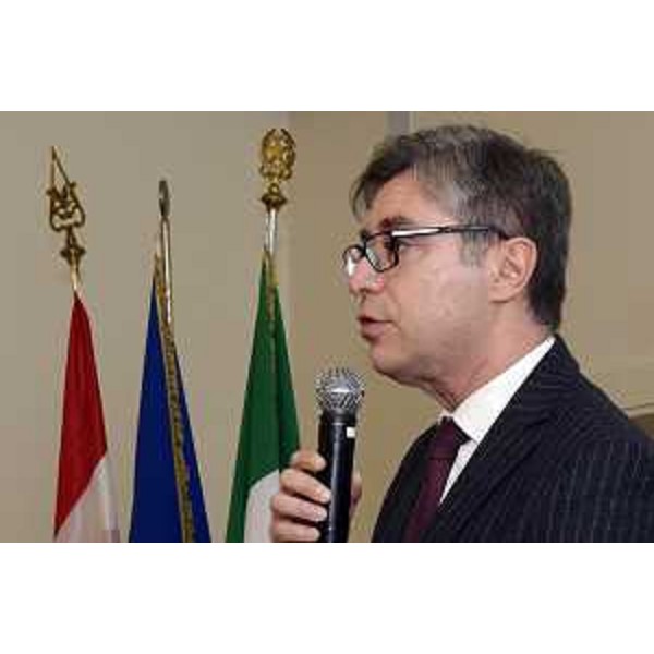 Francesco Peroni (Assessore Coordinamento e Programmazione Politiche economiche e comunitarie Regione FVG) nel corso dell'info day sul Programma di Cooperazione territoriale europea Interreg V-A Italia - Austria 2014-2020, nella sede della Regione Friuli Venezia Giulia - Trieste 18/02/2016