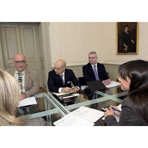 Debora Serracchiani (Presidente Regione Friuli Venezia Giulia) incontra i manager del Gruppo Flex - Trieste 19/02/2016