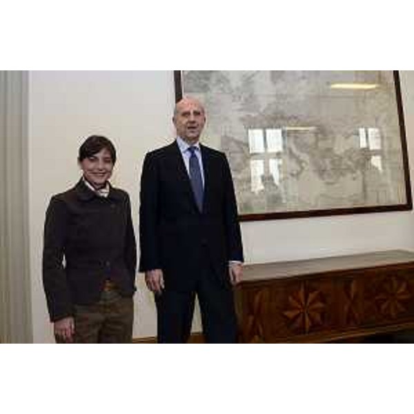Debora Serracchiani (Presidente Regione Friuli Venezia Giulia) e Alessandro Pansa (Capo Polizia di Stato) nella sede della Regione in piazza Unità d'Italia - Trieste 20/02/2016