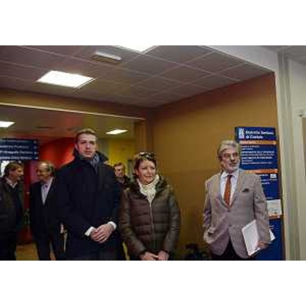 Stefano Balloch (Sindaco Cividale), Maria Sandra Telesca (Assessore regionale Salute, Integrazione socio-sanitaria, Politiche sociali e Famiglia) e Mauro Delendi (Commissario straordinario Azienda Ospedaliero-Universitaria Udine) durante la visita al Distretto sanitario - Cividale del Friuli 22/02/2016