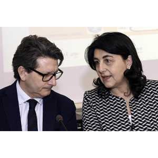 Zeno D'Agostino (Commissario Autorità Portuale Trieste) e Mariagrazia Santoro (Assessore regionale Infrastrutture e Territorio) al convegno "Italian-Iranian business relations. Trieste: Port of opportunities", al Savoia Excelsior Palace - Trieste 24/02/2016