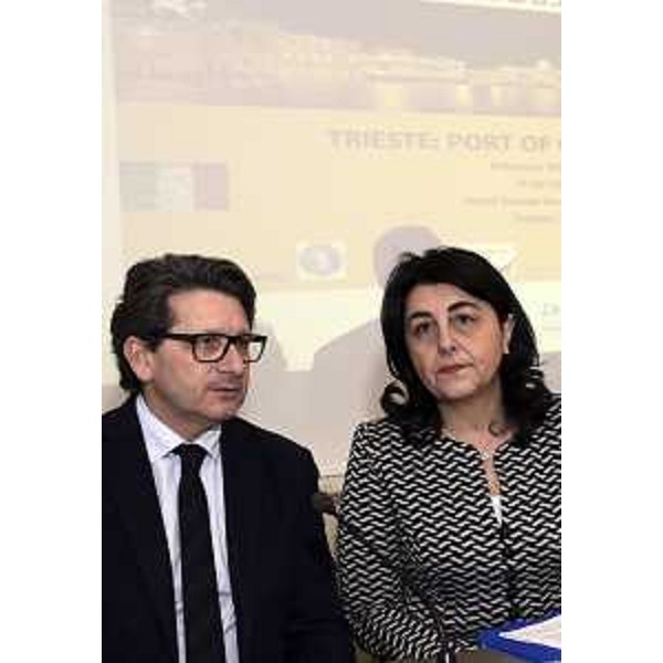 Zeno D'Agostino (Commissario Autorità Portuale Trieste) e Mariagrazia Santoro (Assessore regionale Infrastrutture e Territorio) al convegno "Italian-Iranian business relations. Trieste: Port of opportunities", al Savoia Excelsior Palace - Trieste 24/02/2016