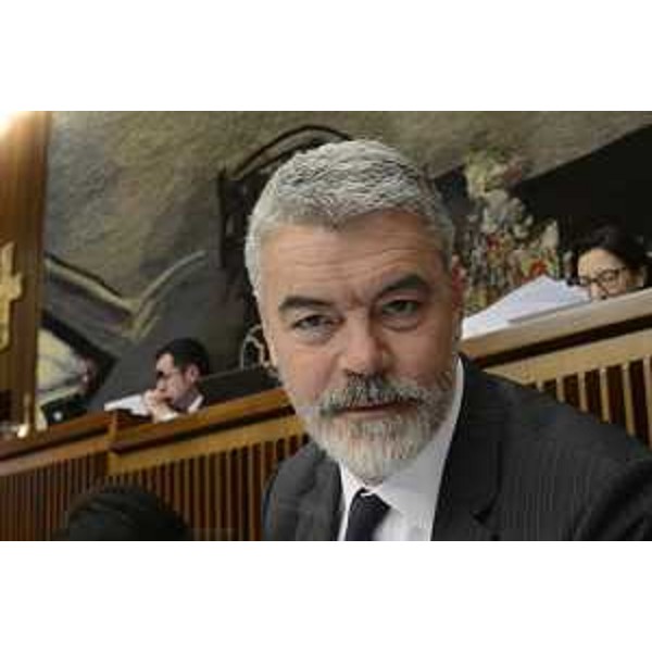 Paolo Panontin (Assessore regionale Autonomie locali e Coordinamento Riforme, Comparto unico, Sistemi informativi, Caccia e Risorse ittiche, delegato Protezione civile) nell'Aula del Consiglio regionale - Trieste 24/02/2016