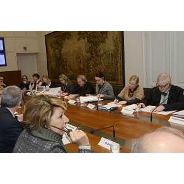 Maria Sandra Telesca (Assessore regionale Salute FVG) e Ingrid Sergas (Console generale Repubblica di Slovenia a Trieste) al Tavolo tecnico dedicato a "Salute e Sociale" del Comitato congiunto FVG-Slovenia - Trieste 25/02/2016