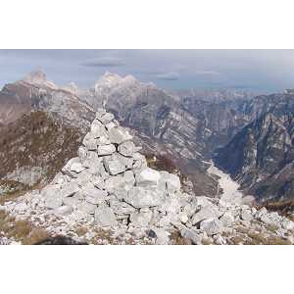 La Val Cimoliana vista dal Monte Gialinut. Foto: Archivio del Corpo forestale regionale - Marco Pradella