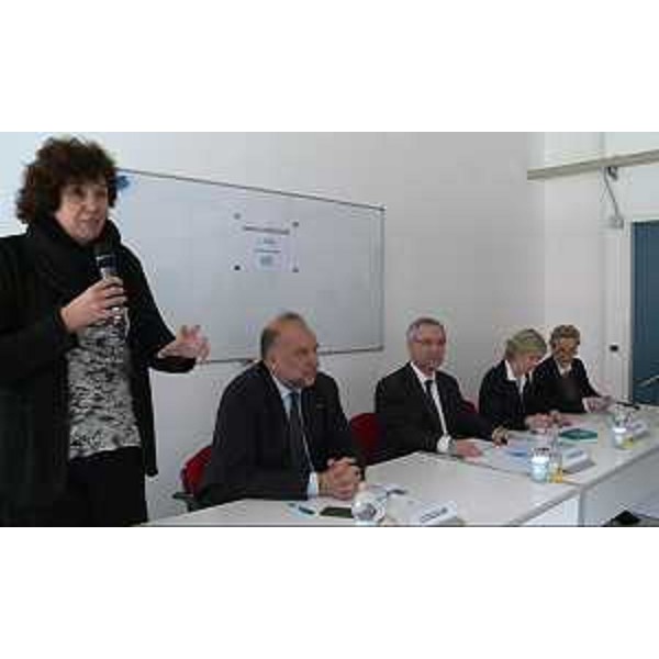 Loredana Panariti (Assessore regionale Istruzione, Ricerca e Università), Roberto Cosolini (Sindaco Trieste), Alberto Steindler (Presidente Fondazione ITS per le nuove tecnologie della vita Alessandro Volta Trieste), Stefania Giannini (Ministro Istruzione, Università e Ricerca) e Maria Teresa Bassa Poropat (Presidente Provincia Trieste) all'inaugurazione del LAB3 (LABoratory for advanced Technology in healthcare REpair training and education), al Campus di AREA Science Park - Basovizza (TS) 26/02/2016