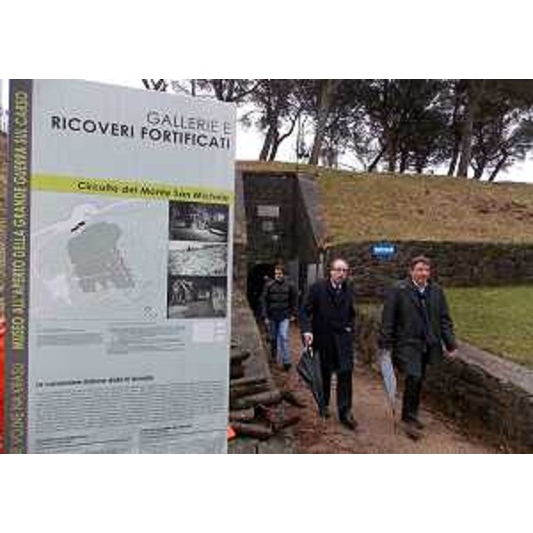 Gianni Torrenti (Assessore regionale Cultura) ed Enrico Gherghetta (Presidente Provincia Gorizia) al Museo della Grande Guerra - Monte San Michele 29/02/2016
