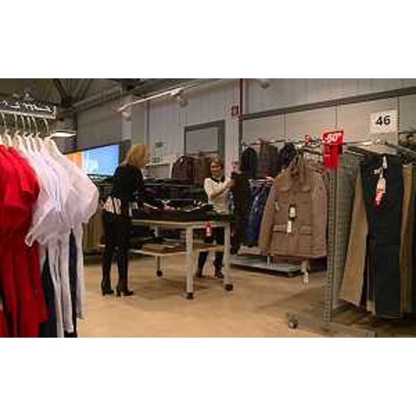 Punto vendita ex Bernardi rilevato dalla Erreci Negozi S.r.l. nel Centro commerciale Le Manifatture - Gemona del Friuli 03/03/2016