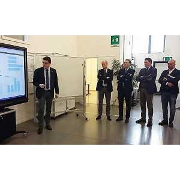 Marco Sortino (Docente Università Udine), Sergio Barel (Ceo Brovedani Group e presidente Comet), Sergio Bolzonello (Vicepresidente Regione FVG e assessore Attività produttive), Paolo Candotti (Direttore Unindustria Pordenone) e Saverio Maisto (Direttore Nucleo Industrializzazione provincia Pordenone / NIP Maniago) alla Lean Experience Factory (LEF) - San Vito al Tagliamento 03/03/2016