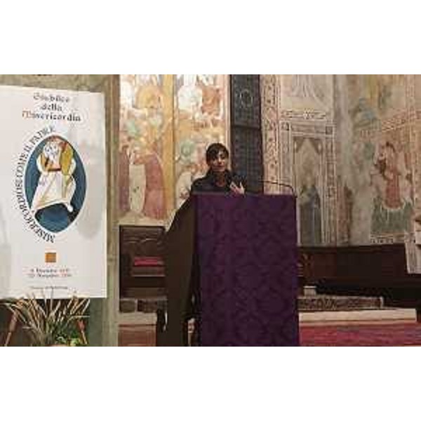 Debora Serracchiani (Presidente Regione Friuli Venezia Giulia) alla cerimonia di inaugurazione dei lavori di restauro dell'affresco raffigurante la Crocifissione, situato nella parte absidale del Duomo di Santa Maria Maggiore - Spilimbergo 03/03/2016