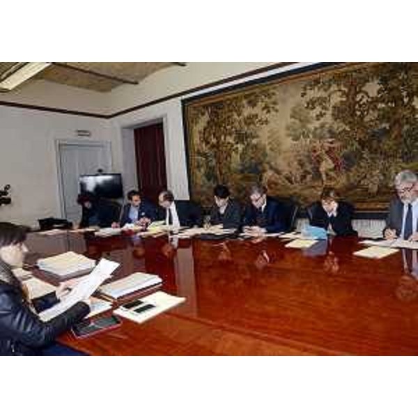 Gli assessori regionali Loredana Panariti (Lavoro), Cristiano Shaurli (Risorse agricole e forestali), Gianni Torrenti (Cultura), Mariagrazia Santoro (Infrastrutture), Francesco Peroni (Finanze), Maria Sandra Telesca (Salute) e Paolo Panontin (Autonomie locali) durante la riunione della Giunta presieduta da Debora Serracchiani (Presidente Regione Friuli Venezia Giulia), nella sede della Regione - Trieste 04/03/2016
