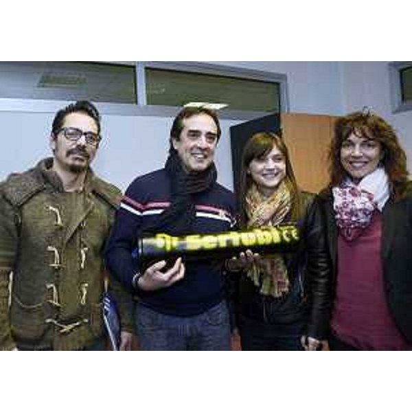 Debora Serracchiani (Presidente Regione Friuli Venezia Giulia) con lavoratori dello stabilimento Sertubi Jindal Saw Italia - Trieste 04/03/2016