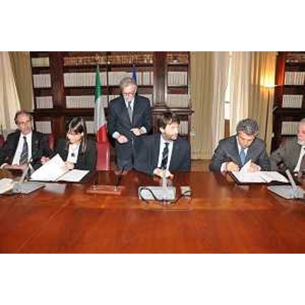 Gianni Torrenti (Assessore regionale Cultura), Debora Serracchiani (Presidente Regione Friuli Venezia Giulia), Dario Franceschini (Ministro Beni e Attività culturali e Turismo), Francesco Martines (Sindaco Palmanova) alla firma del Protocollo per la conservazione e la valorizzazione della Fortezza di Palmanova - Roma 16/03/2016